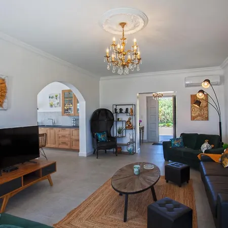 Les Aralias Villa Taglio-Isolaccio